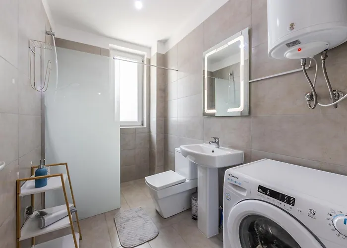 Talea 1 By Pikhost * Lezhë